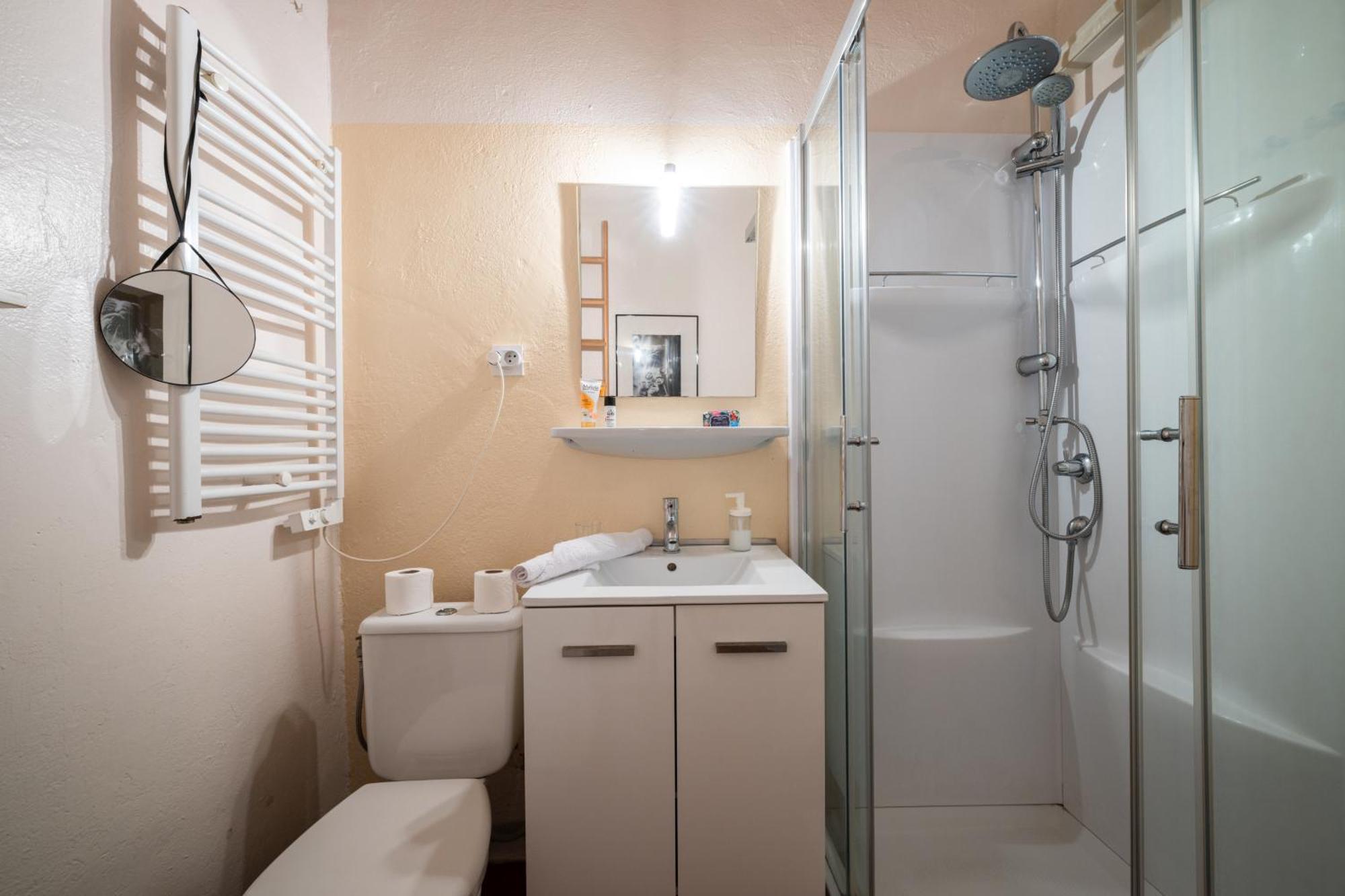 Les Sablettes - Bord De Mer - Vieille Ville - Parking Prive Menton Ngoại thất bức ảnh